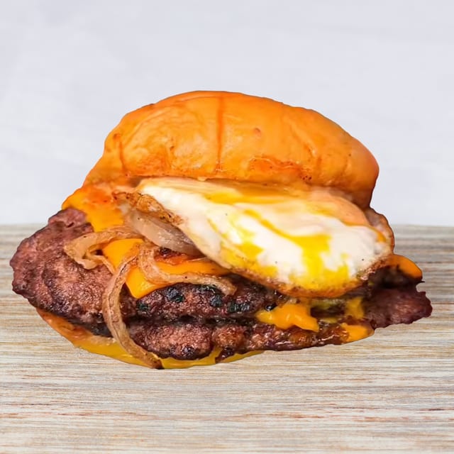 Breakfast Smash Burger - BREAKFAST OUTLAW.